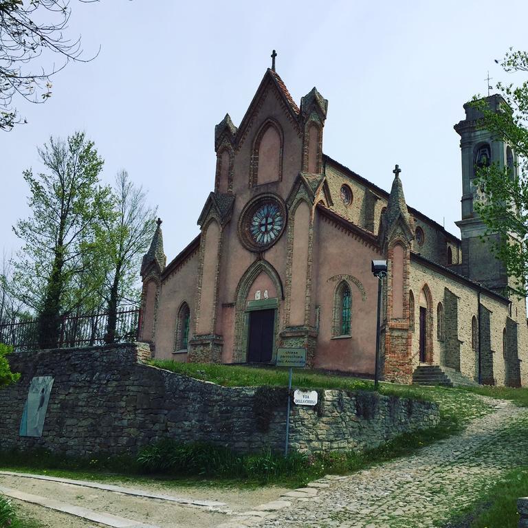 Dimora Storico Romantica Il Sole E La Luna Cerretto Langhe Экстерьер фото